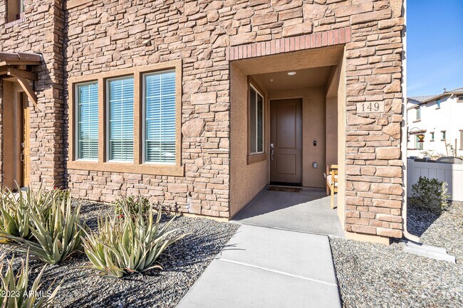Building Photo - 4100 S Pinelake Way