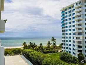 Building Photo - 199 Ocean Ln Dr