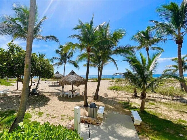 Building Photo - 710 N Ocean Blvd