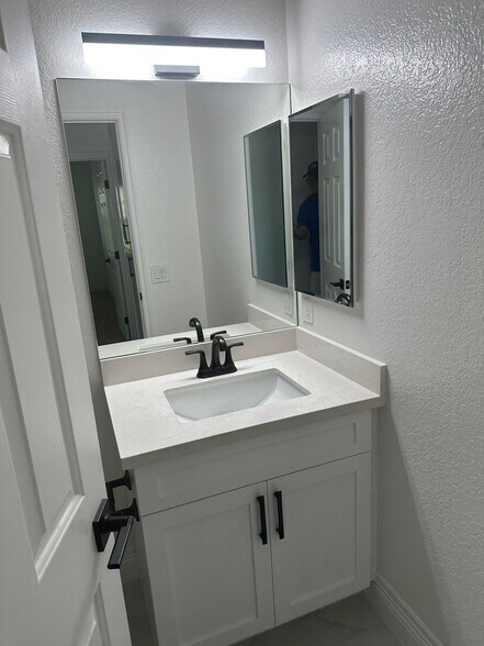 Quartz counters - 35 Santa Agatha