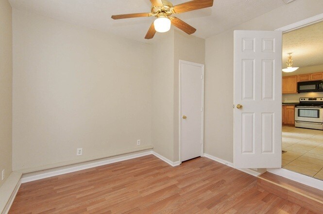 bonus room - 1613 Cedar Tree Ln