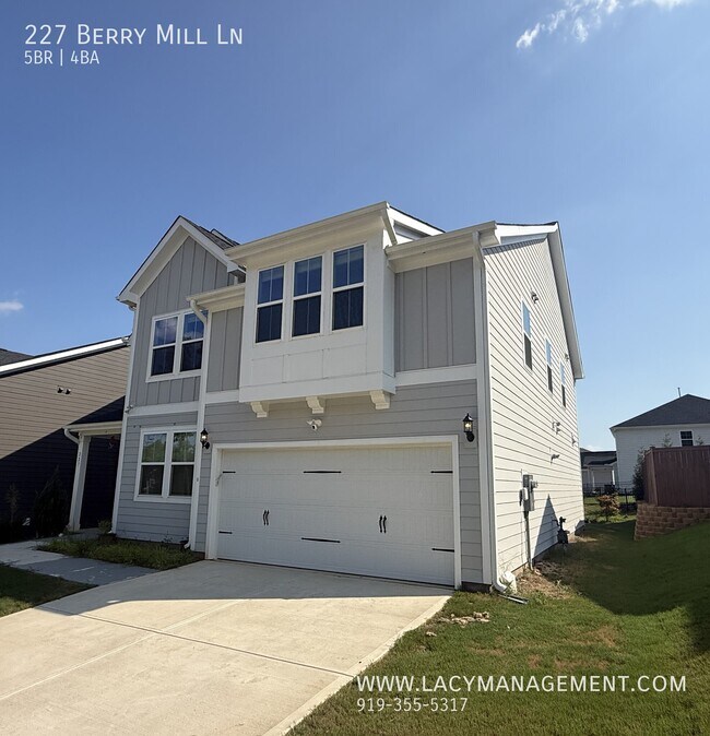 Building Photo - 227 Berry Ml Ln