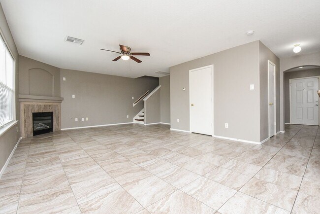 Building Photo - 642 Kiley Dr