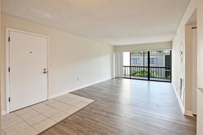 Building Photo - 3282 S Semoran Blvd