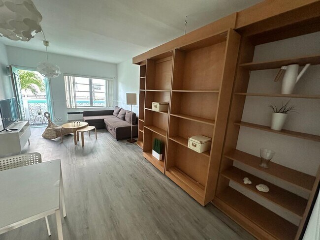 Building Photo - 6498 Collins Ave