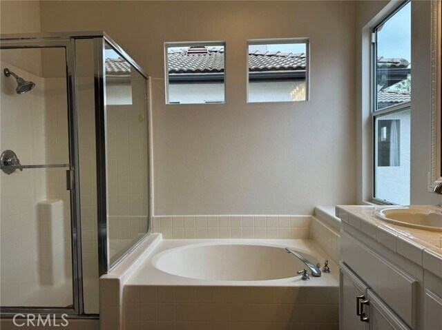 Building Photo - 2 Allaire Way