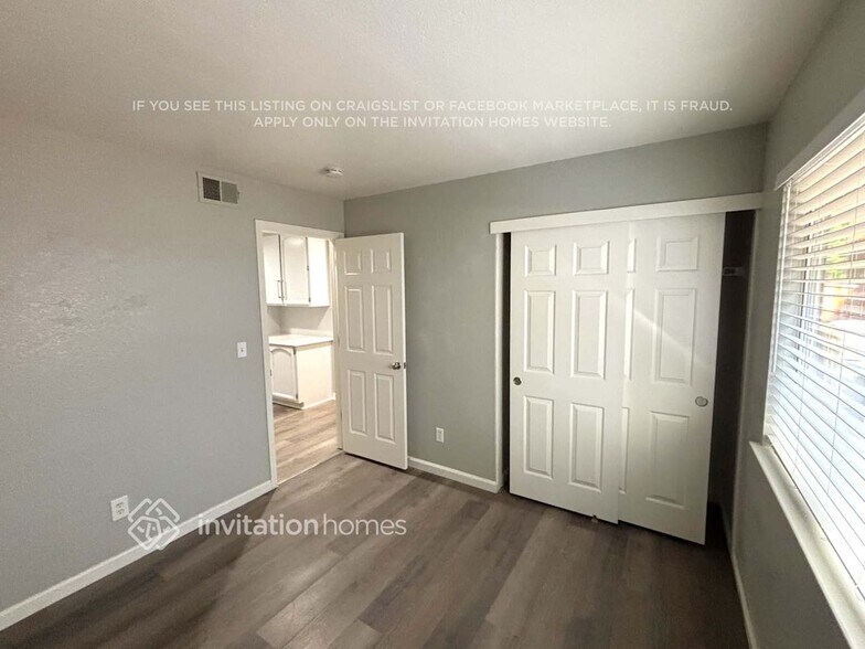 Building Photo - 8551 Morning Skye Way