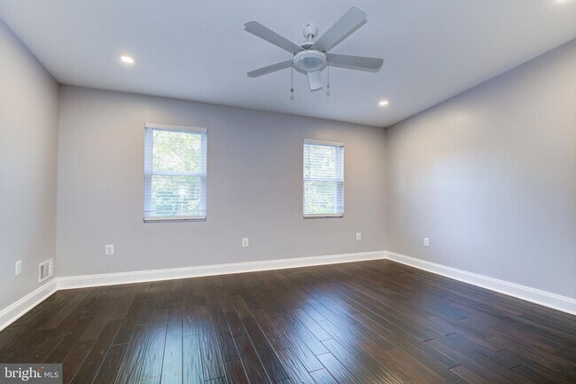 Building Photo - 4209 JENIFER St NW