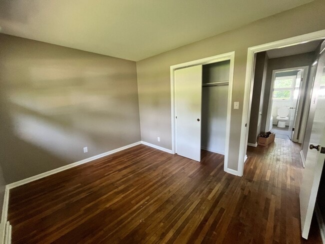 Building Photo - Beautiful 3 Bedroom 1.5 Bath House in Carmel