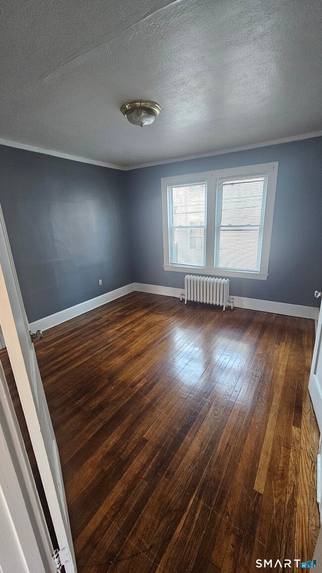 Building Photo - 120 Branford St