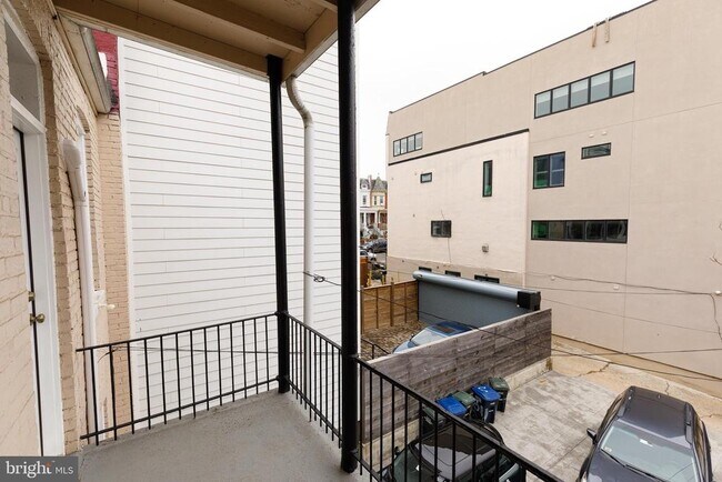 Building Photo - 1113 Clifton St NW