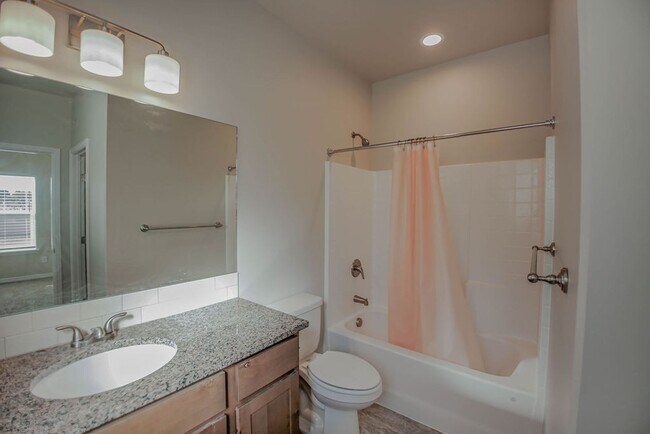 Building Photo - 745 Shadowleaf Ave