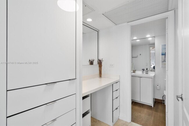 Building Photo - 5555 Collins Ave