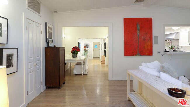 Building Photo - 1760 Nichols Canyon Rd