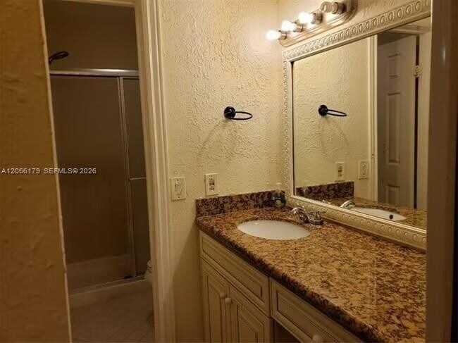 Building Photo - 3837 Carambola Cir N
