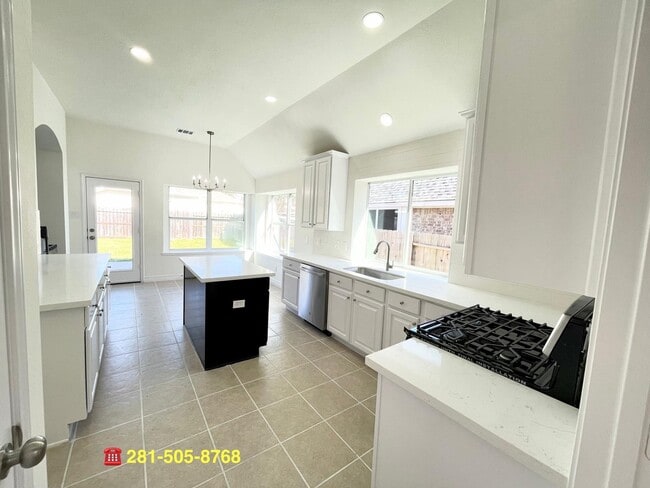 Building Photo - 7510 Golden Thistle Ln