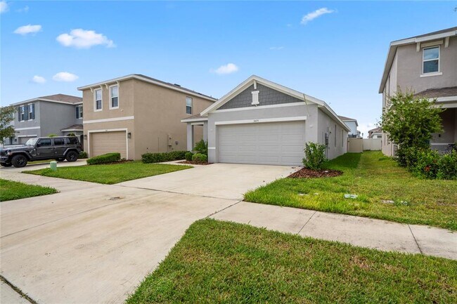 Building Photo - 5675 Chorleywood Ln