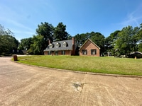 Building Photo - 1 Spring Cove