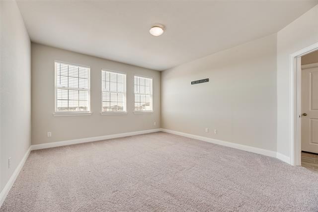 Building Photo - 1537 Vermillion St