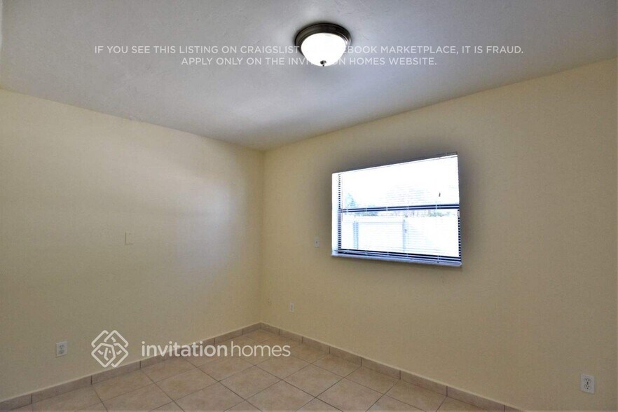 Building Photo - 4921 NW 170th St