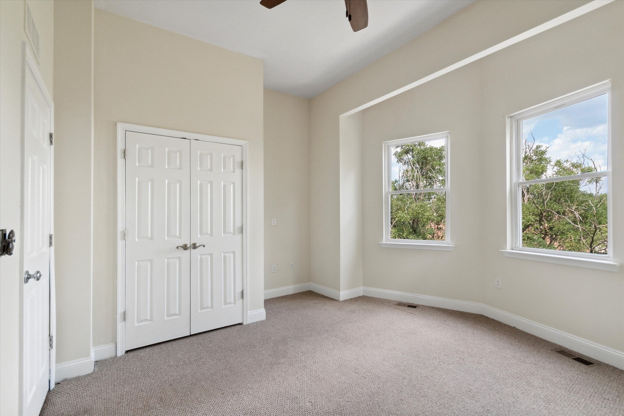 Building Photo - 1928 N Gratz St