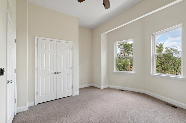 Building Photo - 1408 Willington St