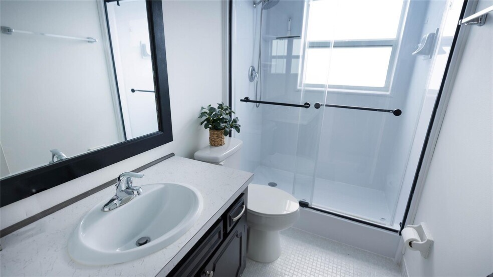 Building Photo - 3100 N Course Ln