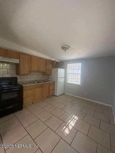 Building Photo - 3250 Phyllis St