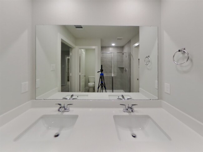 Building Photo - 22633 Terrazzo Dr