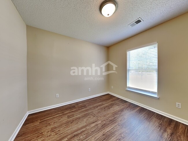 Building Photo - 89 Dovetail Cir