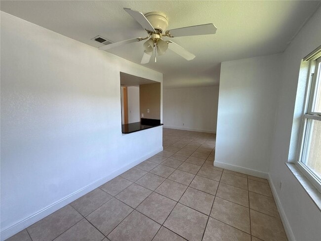 Building Photo - 9950 Turf Way