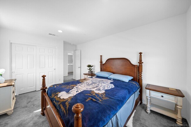 Building Photo - 1442 Rustic Gln Wy