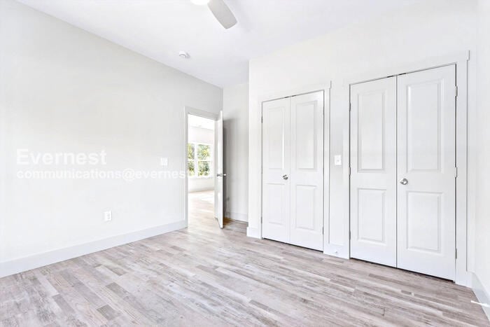 Building Photo - 1617 Roanoke Ave