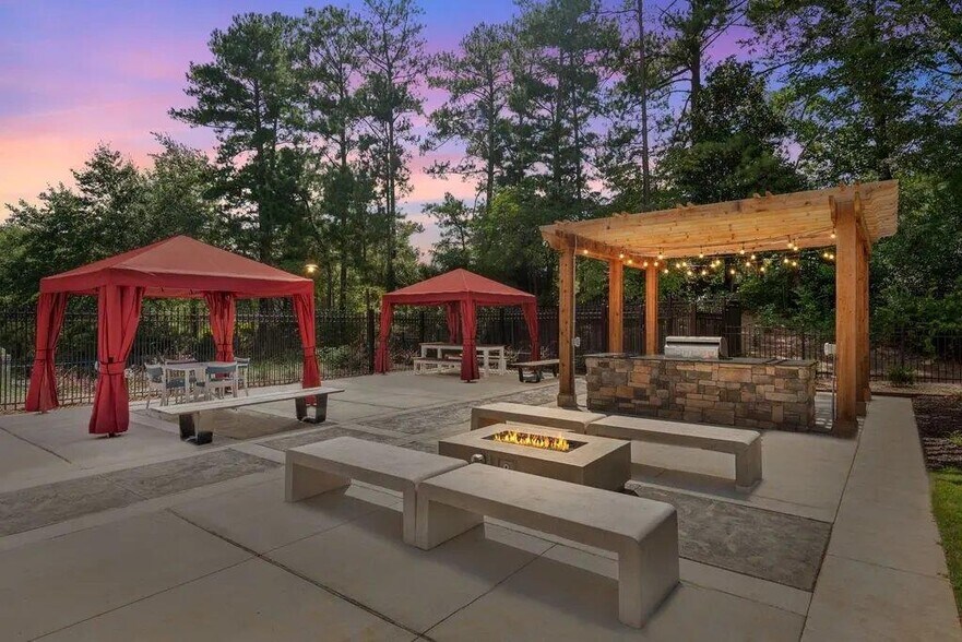 Building Photo - 795 Hammond Dr