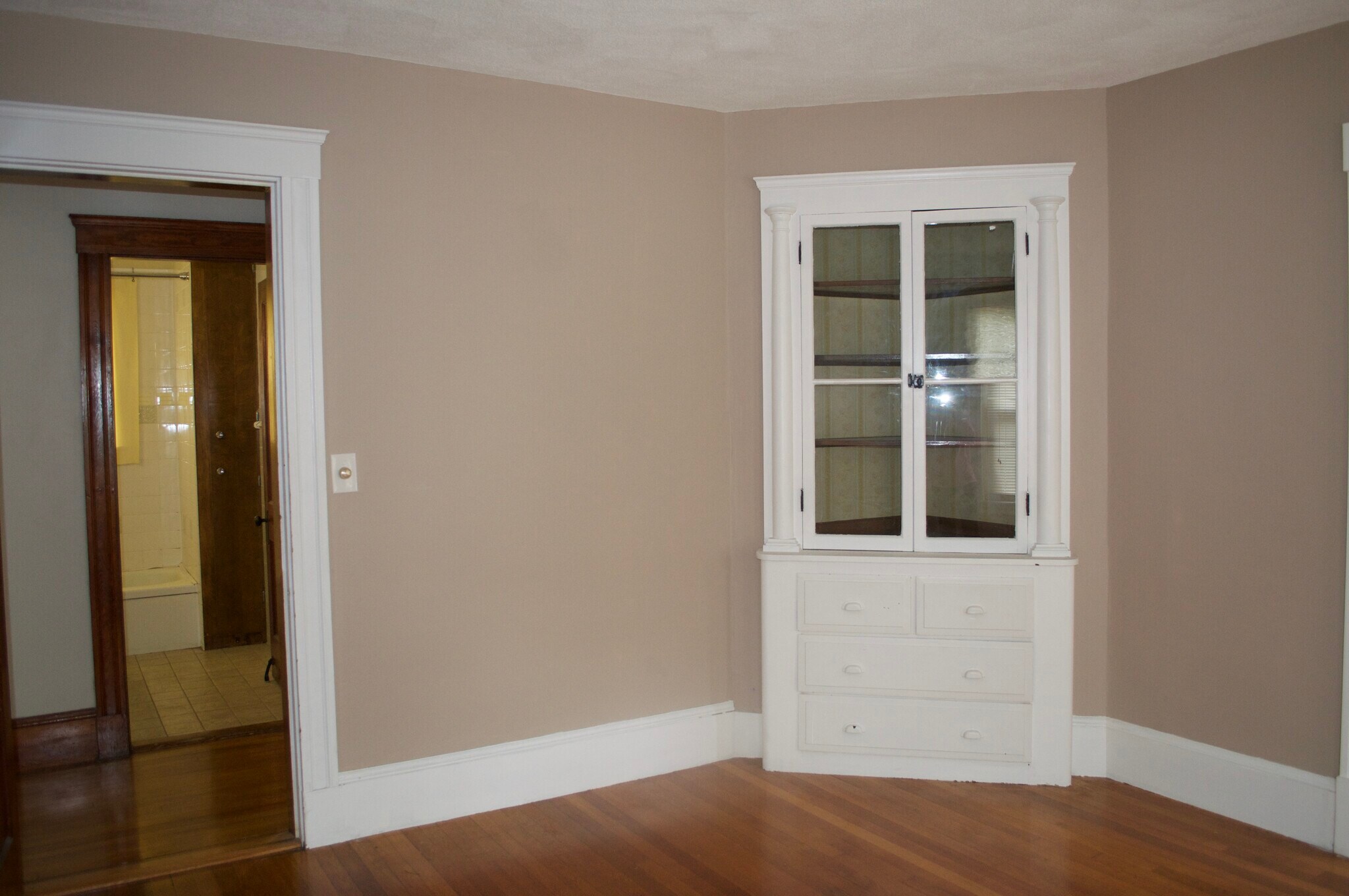 Dining room - 220 Hancock St