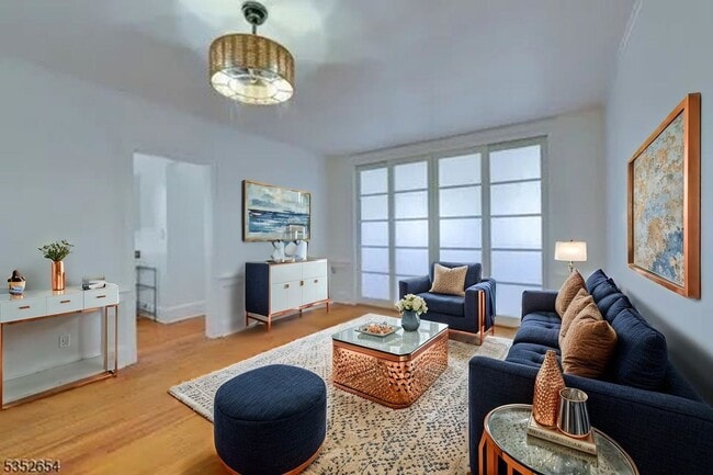 Primary Photo - Bright 2BR Condo in Bloomfield – Prime Loc...