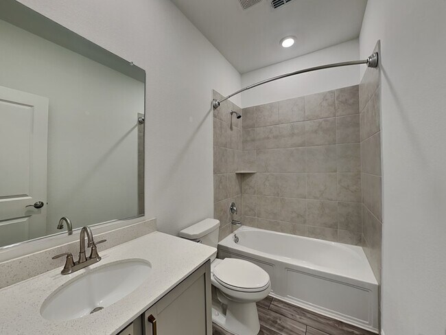 Building Photo - 7209 Dandelion Rd