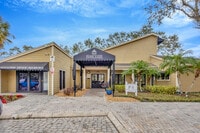 Building Photo - Lake Parsons Green