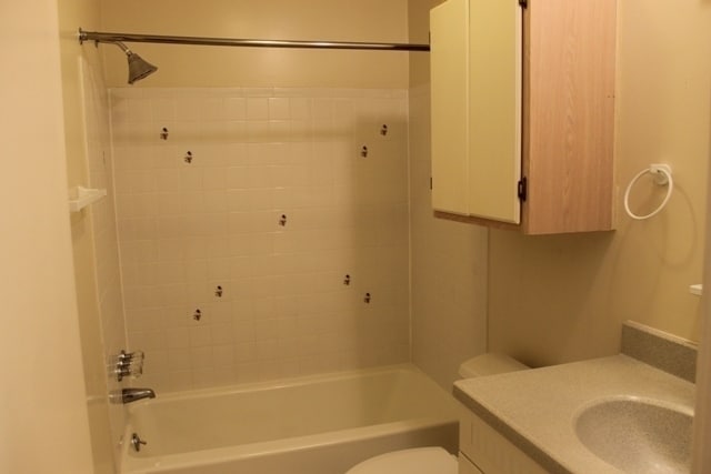 Building Photo - Two Bedroom Condo Steps to Coligny Beach