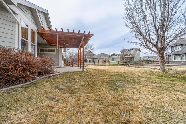 Building Photo - 5-bedroom, 3-bathroom home located in Windsor, CO.