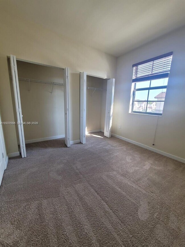 Building Photo - 3537 W 89th Pl