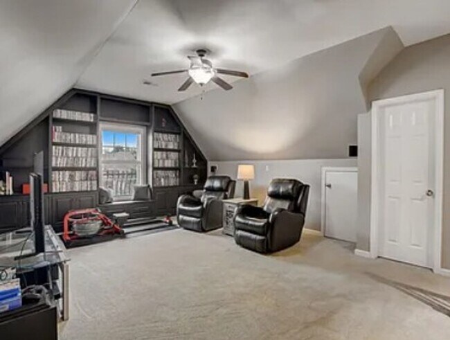 Building Photo - Spring Hill Gem! 3BR Home w/ Patio, Fire P...