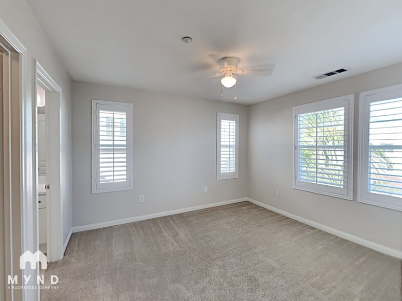 Building Photo - 815 Harbor Cliff Way