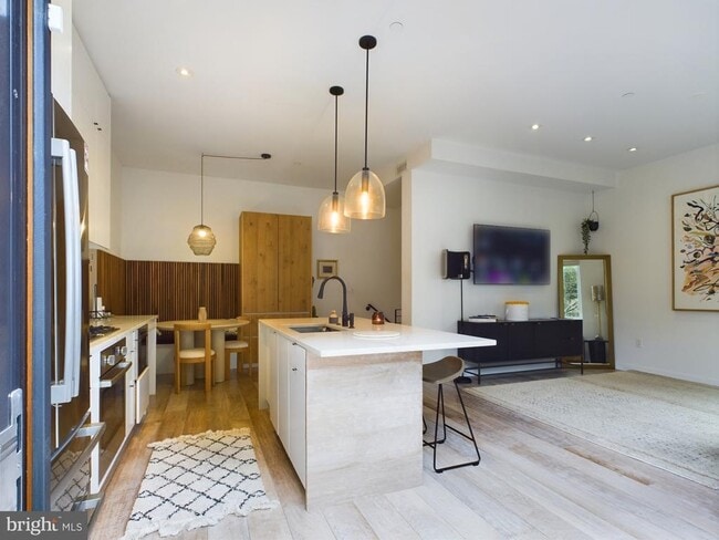 Building Photo - 1114 Shackamaxon St