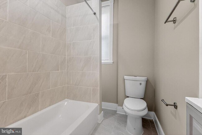 Building Photo - 5437 Webster St