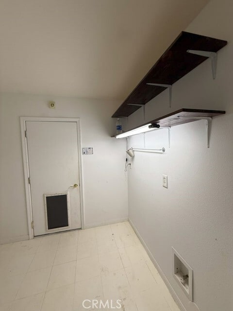 Building Photo - 9425 Evelyn Ave