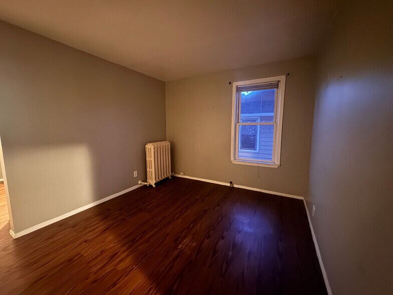 Building Photo - 117 Bloomfield Ave