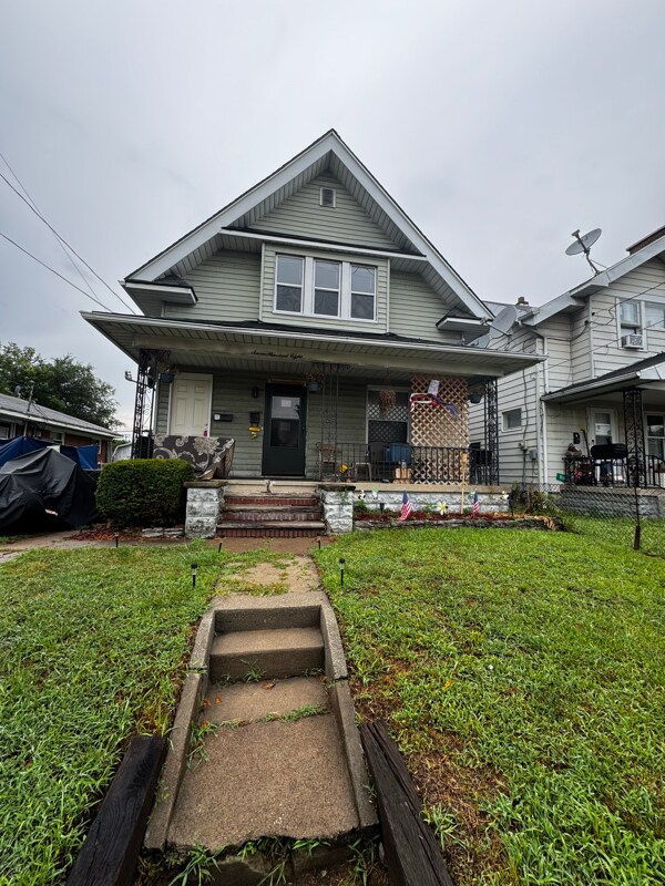 Primary Photo - 708 Spencer St