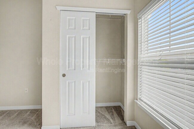 Building Photo - 9558 Pearl Cir