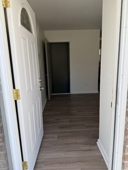 Building Photo - 157 Vulco Dr